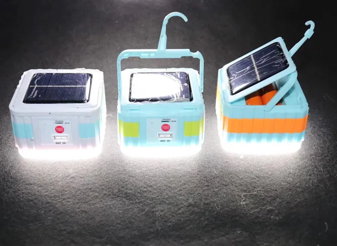 Rubik's Cube USB & Solar Light